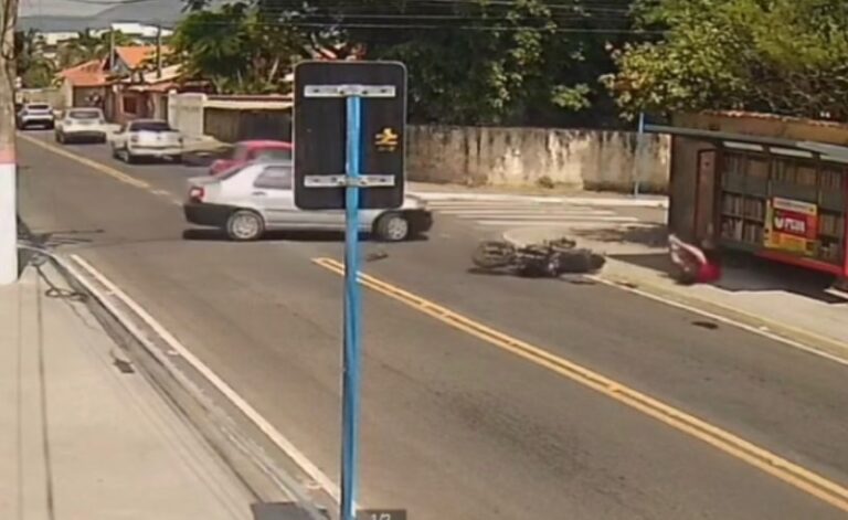 Itaipuaçu: Motociclista leva “fechada” e acaba sofrendo acidente