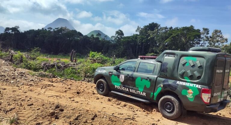 Itaipuaçu: Polícia Ambiental descobre área desmatada; nenhum suspeito detido